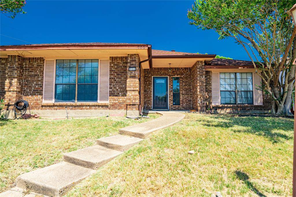 Mesquite, TX 75181,906 Crest Meadow Lane