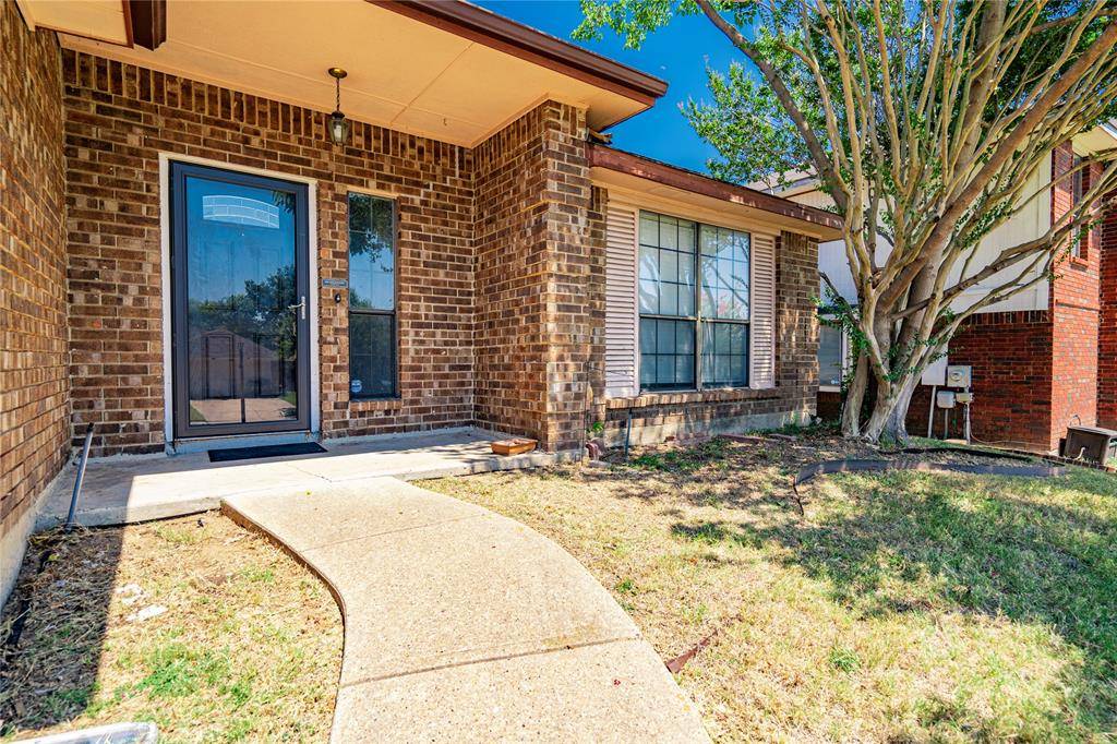 Mesquite, TX 75181,906 Crest Meadow Lane