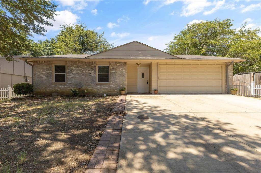 Mansfield, TX 76063,606 Hillcrest Street