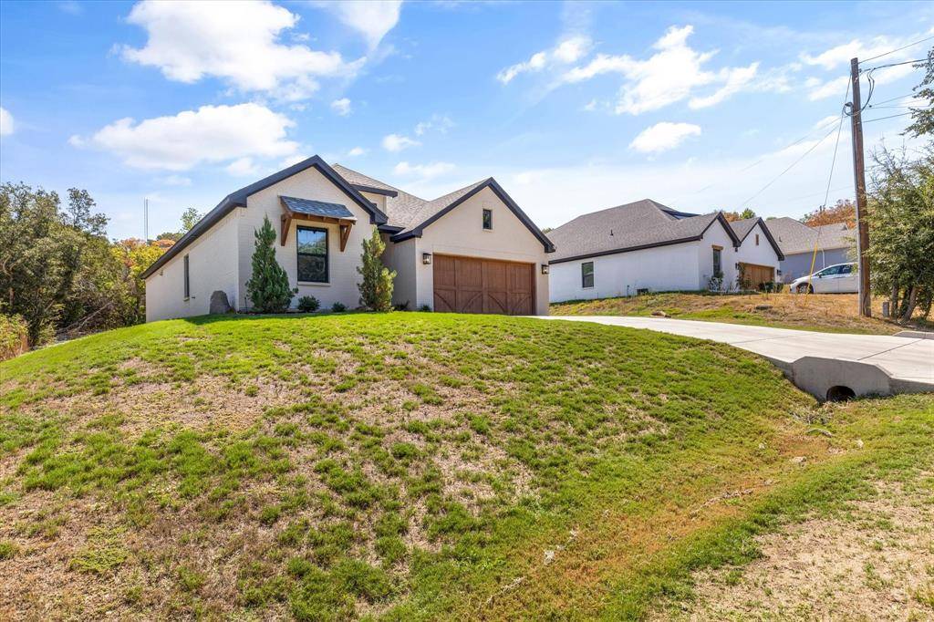 Granbury, TX 76048,805 Woodhaven Drive