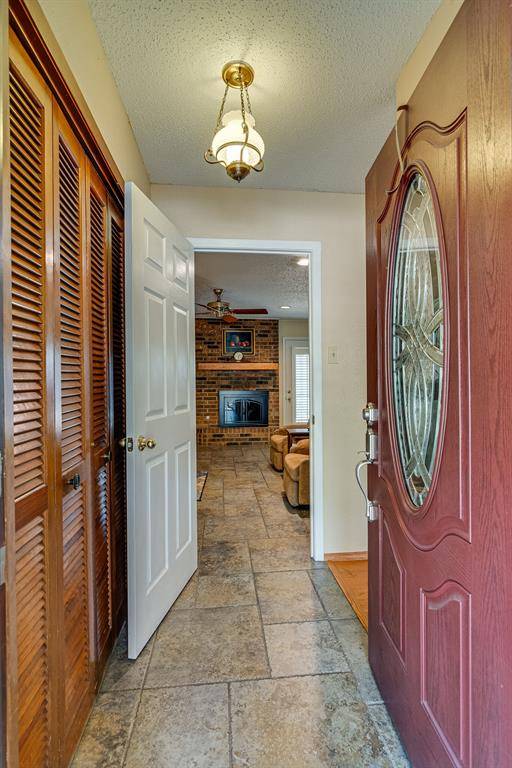 Hurst, TX 76053,1221 Princess Lane