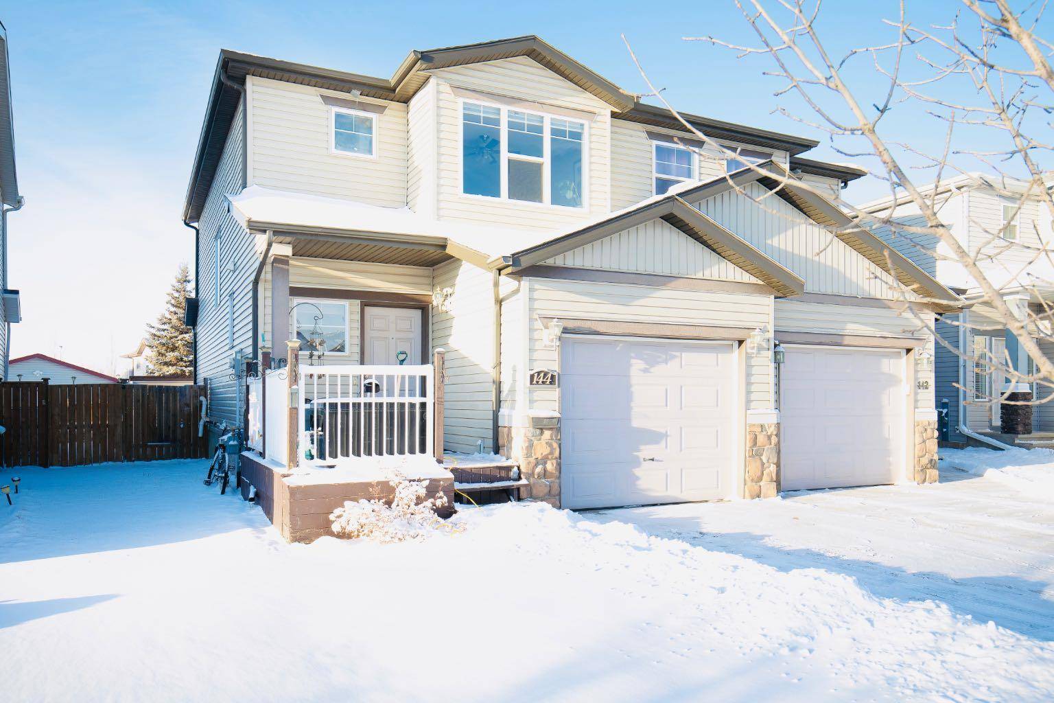 Red Deer, AB T4M 0M2,144 Jones CRES