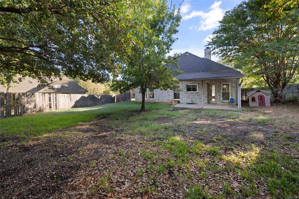 Kennedale, TX 76060,611 Hillside Drive