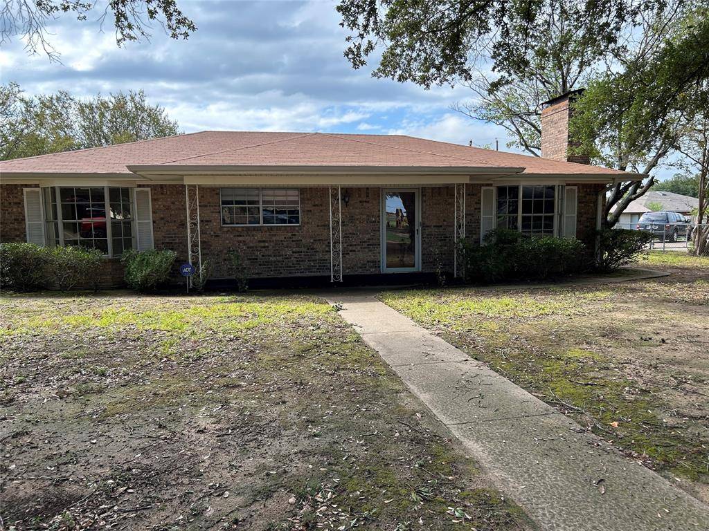 Mabank, TX 75147,201 W Jeter Street