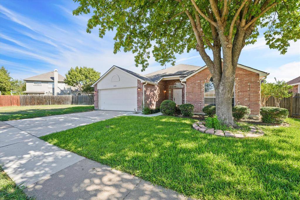 Arlington, TX 76017,5203 Alta Vista Lane