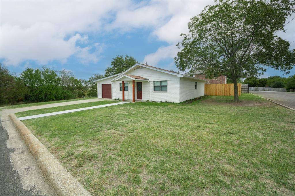 Decatur, TX 76234,504 E Collom Street