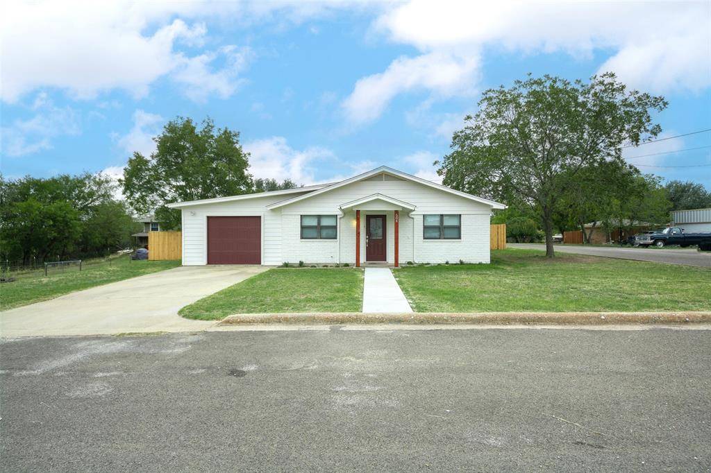 Decatur, TX 76234,504 E Collom Street