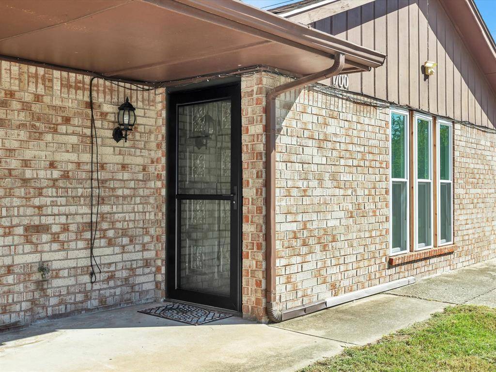 1700 N Gleason Avenue Bethany, OK 73008