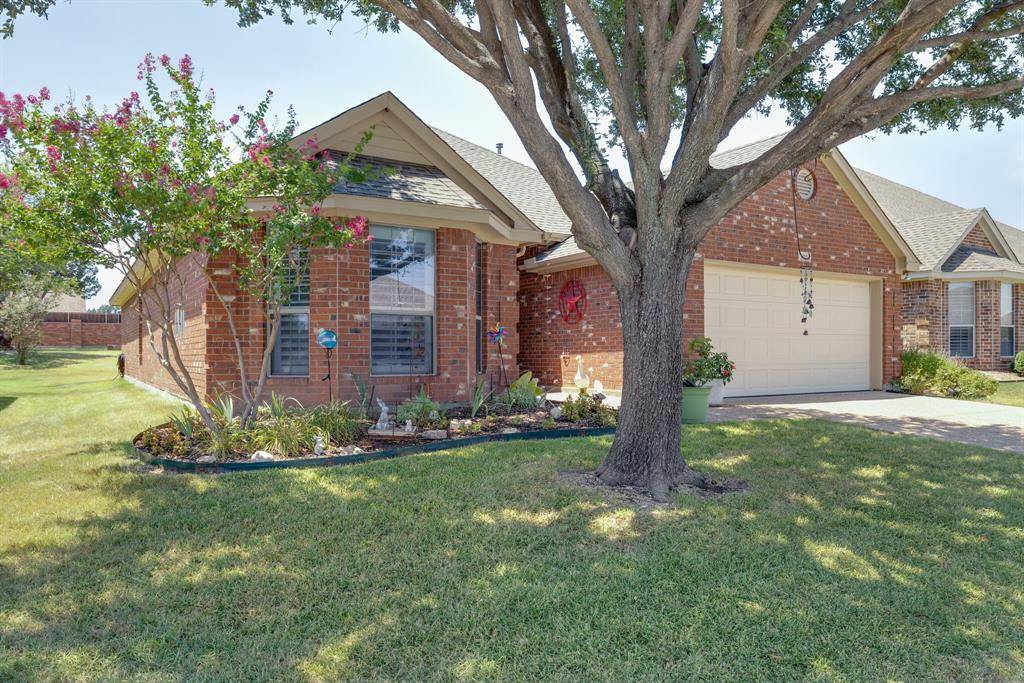 Cedar Hill, TX 75104,1111 Cresthaven Drive #12