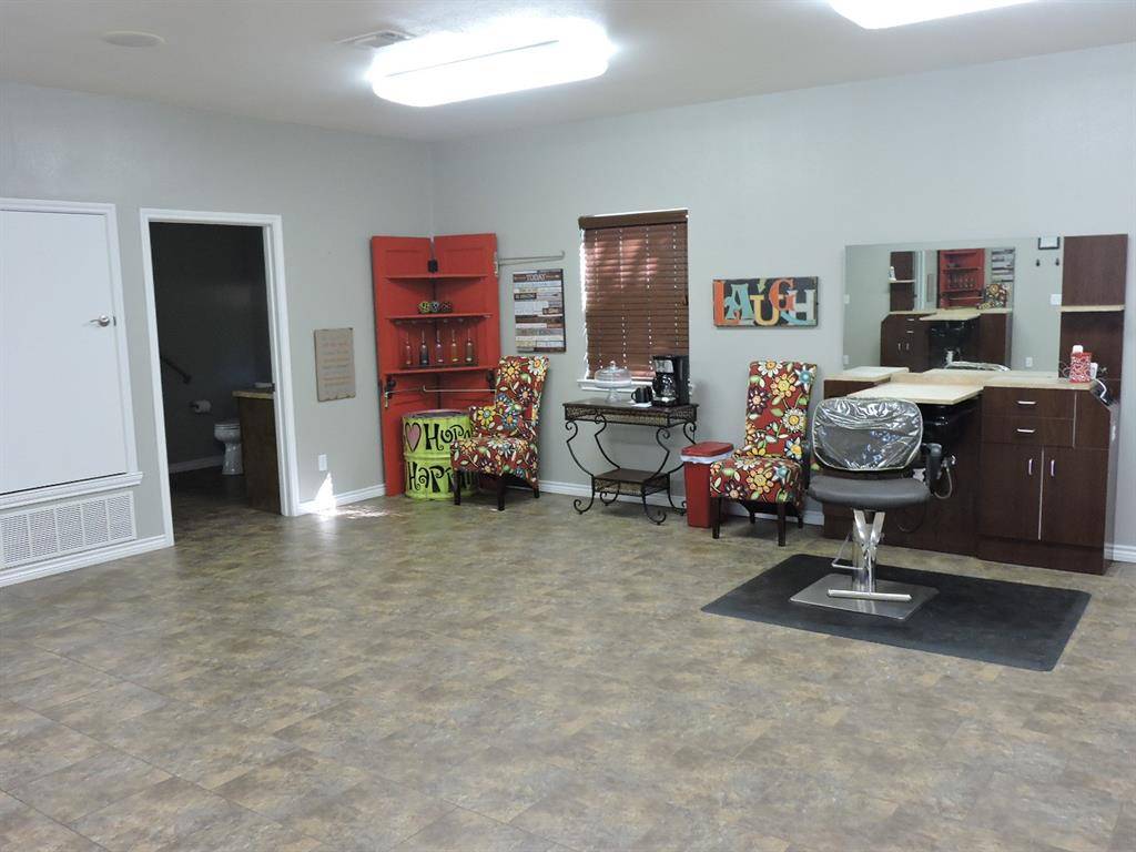 Goldthwaite, TX 76844,1310 N Mesquite Street N