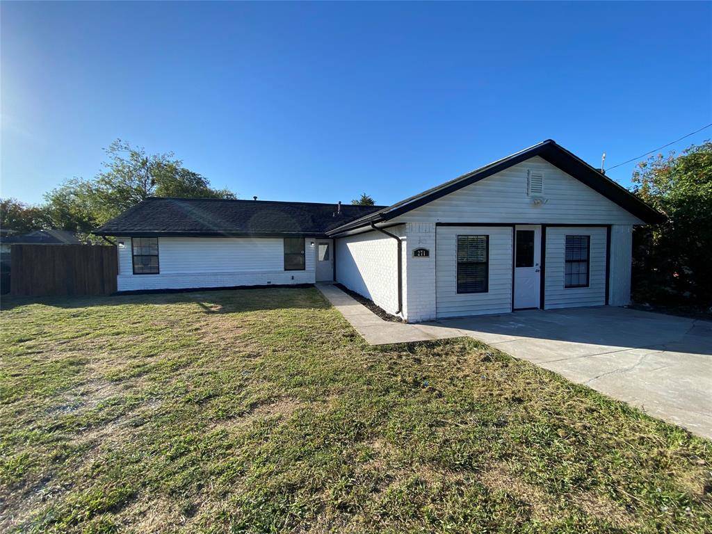 Palmer, TX 75152,271 E Marshall Street