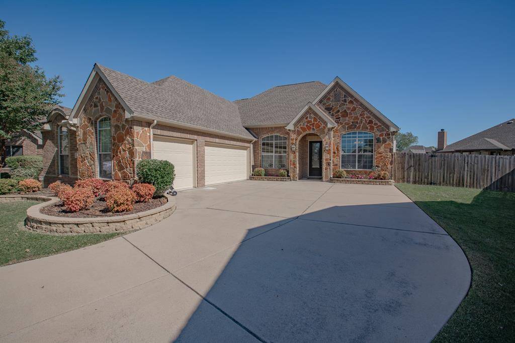 Grand Prairie, TX 75052,2336 Collin Drive