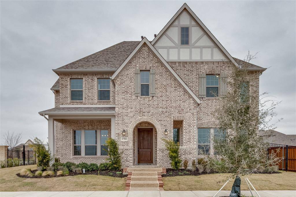 Arlington, TX 76005,1701 Silver Marten Trail