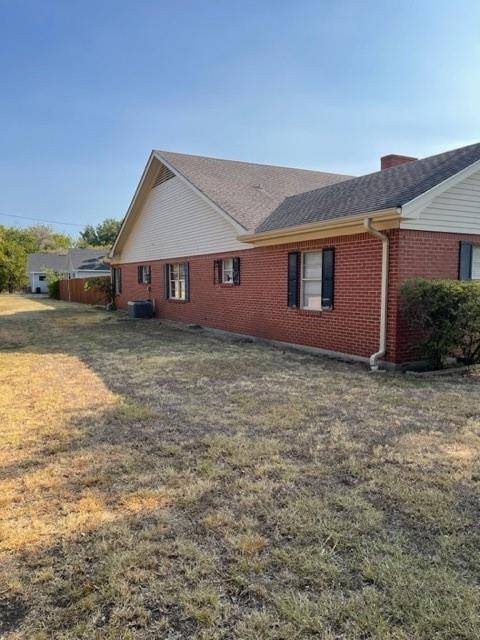 Mexia, TX 76667,812 E Tyler Street