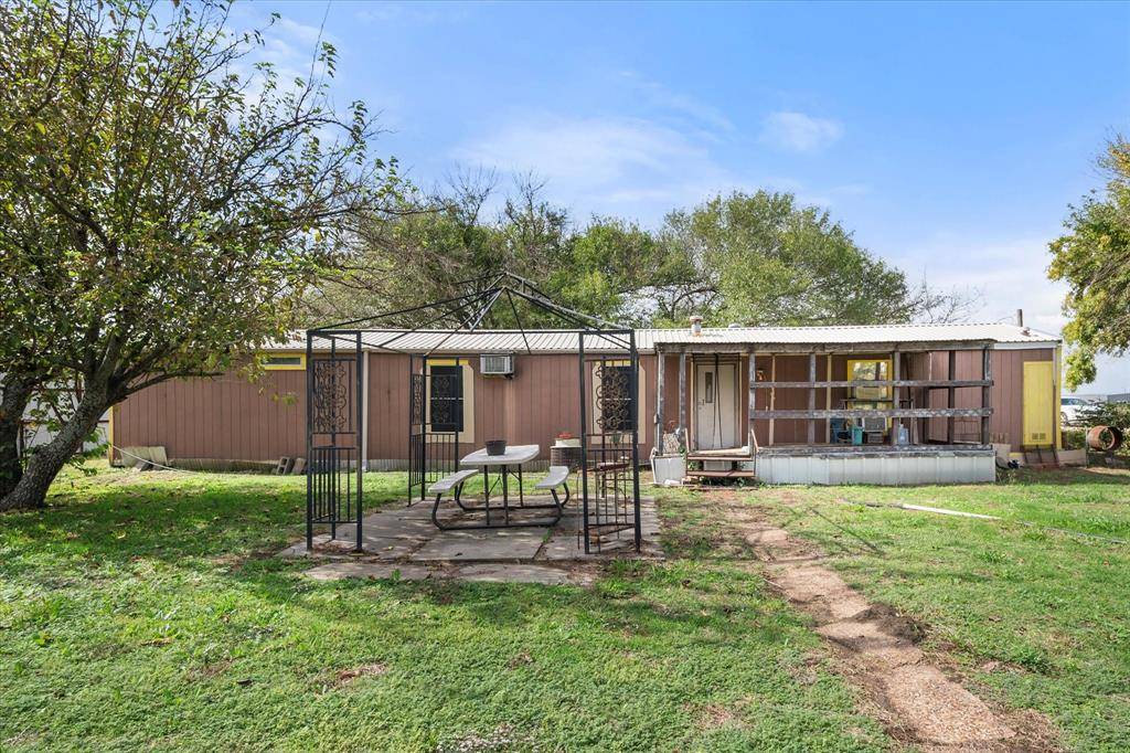 Venus, TX 76084,1307 County Road 214