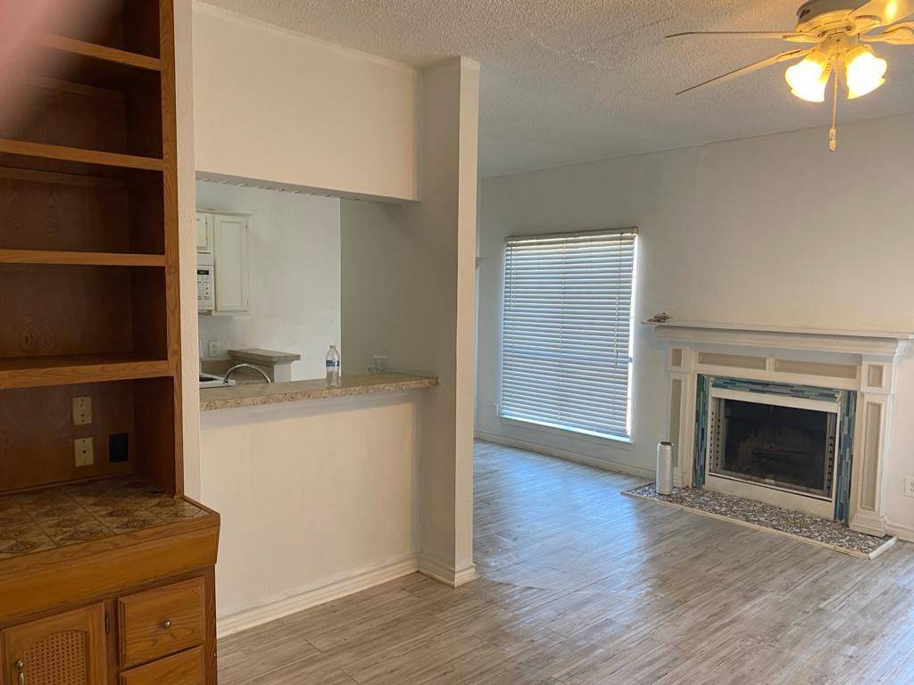 Dallas, TX 75231,7025 Hemlock Avenue #207