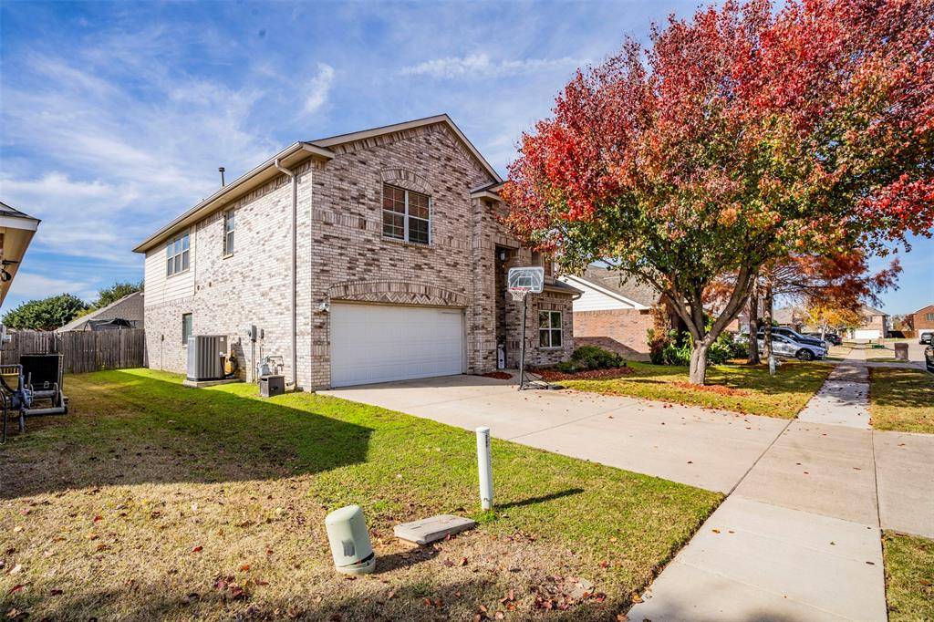 Grand Prairie, TX 75052,5835 Midnight Lane