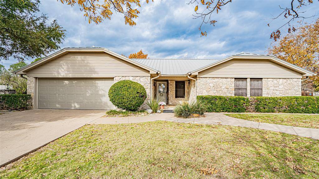 Granbury, TX 76049,3716 Indian Creek Trail