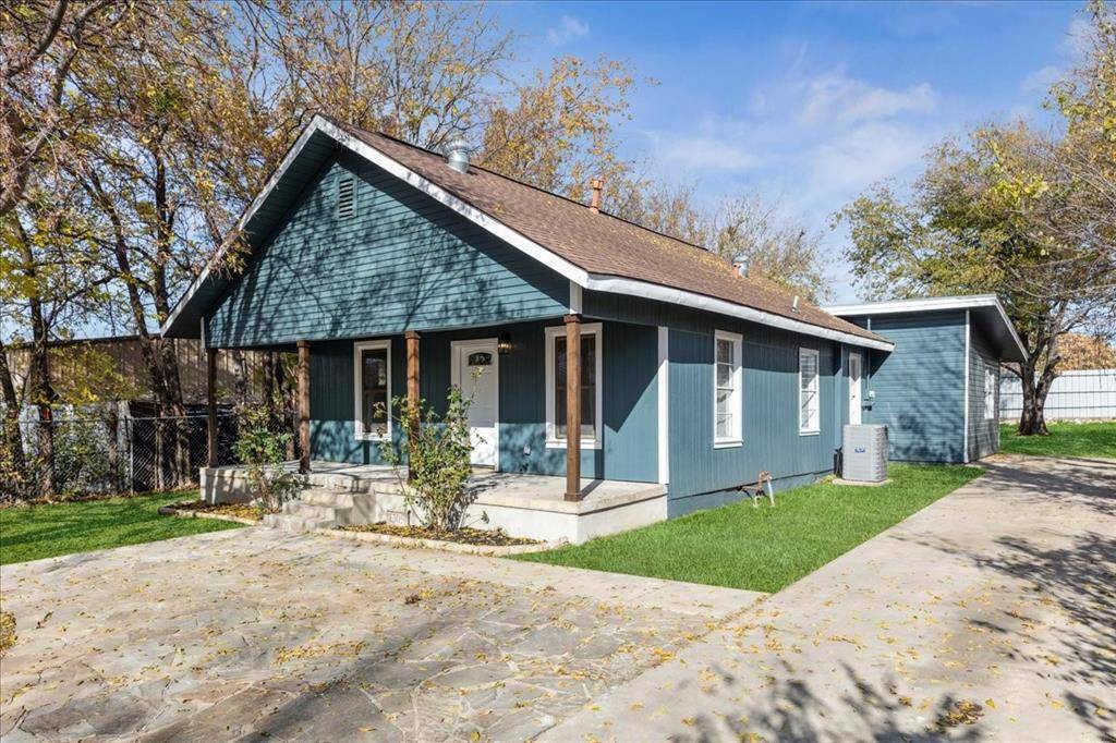 Fort Worth, TX 76106,1305 34th Street