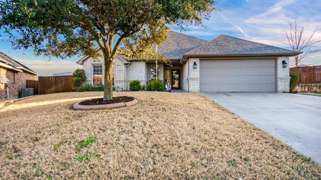 Burleson, TX 76028,305 Nutmeg Court