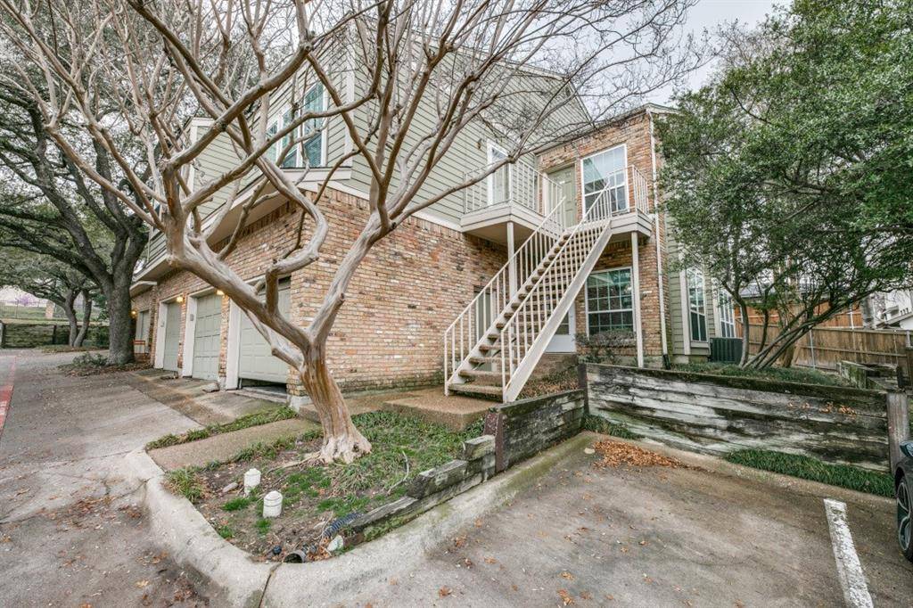 Dallas, TX 75214,7151 Gaston Avenue #102