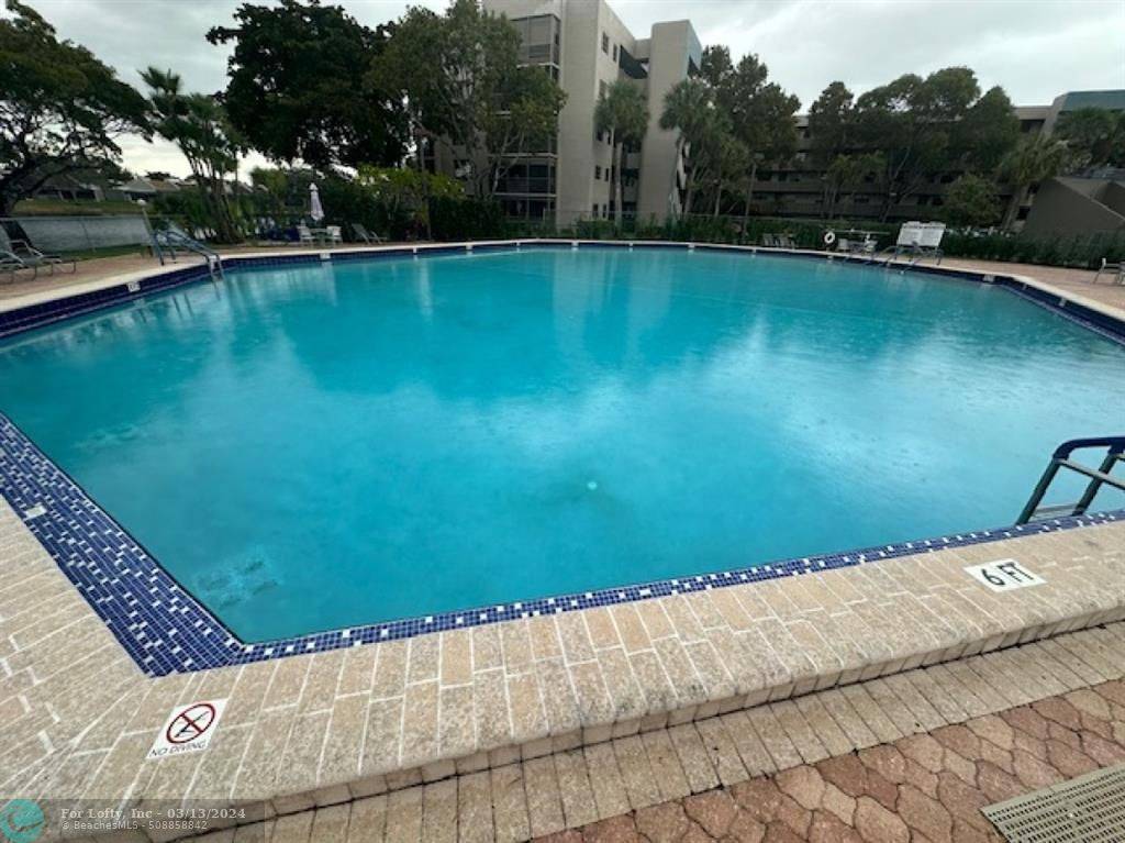 Pembroke Pines, FL 33026,1000 Colony Point Cir  #508