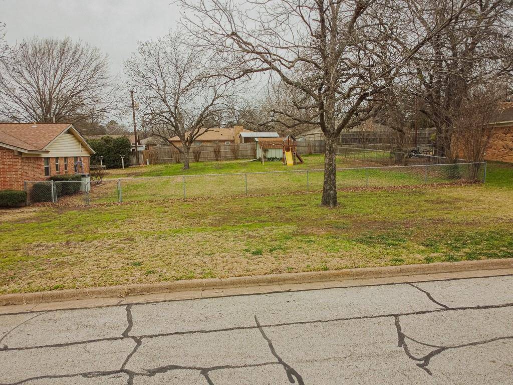 Burleson, TX 76028,222 Laura Drive