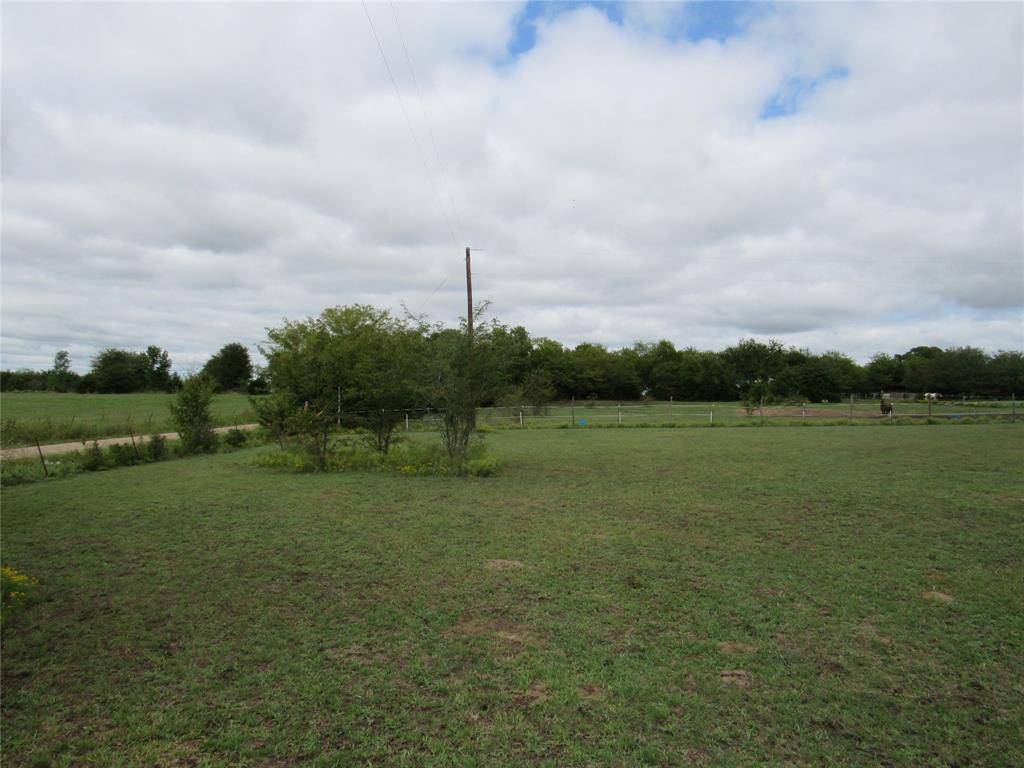 Campbell, TX 75422,5 Acre County Road 4115