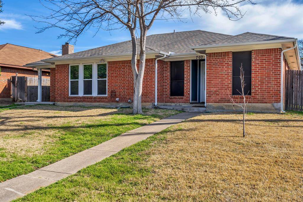 Grapevine, TX 76051,704 Michol Street