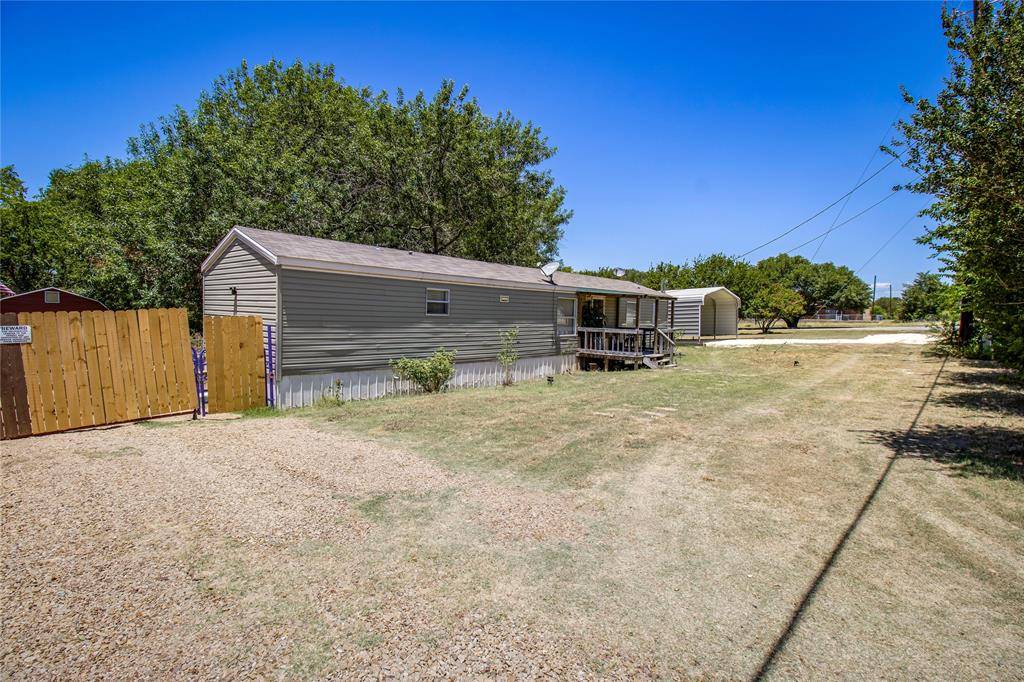 Gun Barrel City, TX 75156,215 Longleaf Street