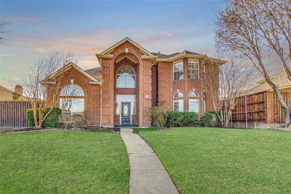 Plano, TX 75025,1308 Greenfield Drive