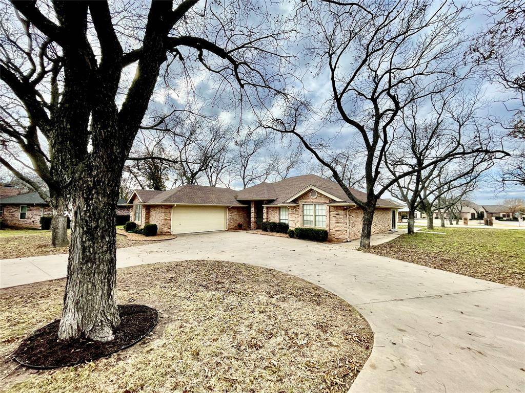 Granbury, TX 76049,9418 S Longwood Drive