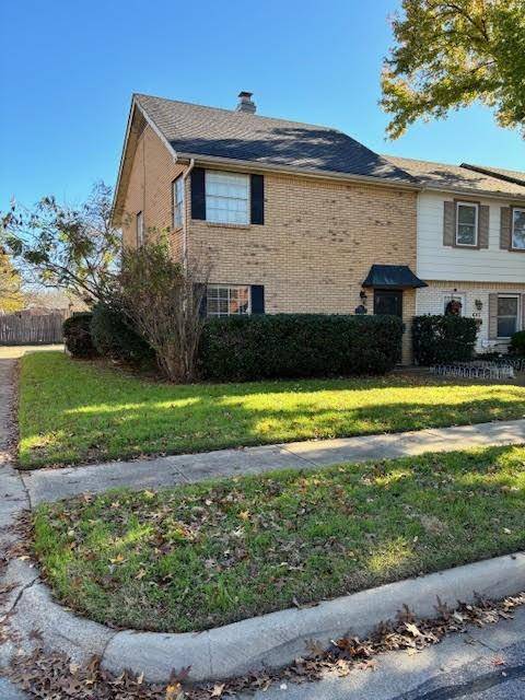 Arlington, TX 76013,601 St Charles Court