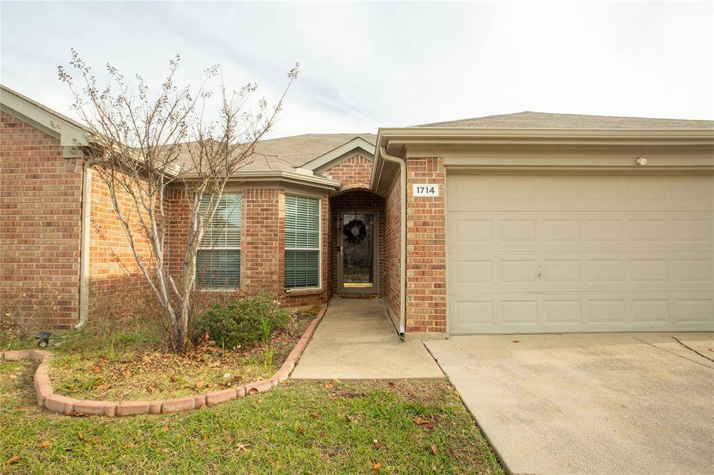 Mansfield, TX 76063,1714 Country Crest Lane