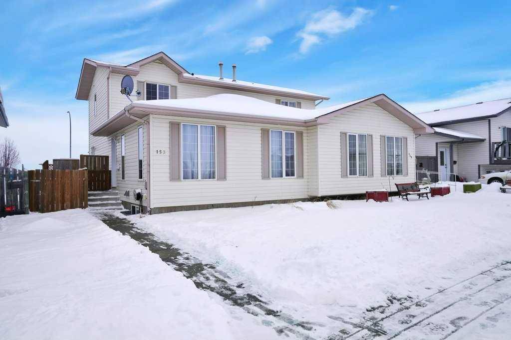 Blackfalds, AB T0M 0J0,153 Silver DR