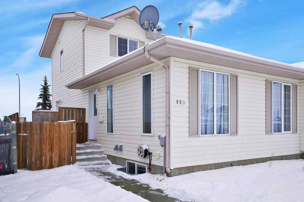 Blackfalds, AB T0M 0J0,153 Silver DR