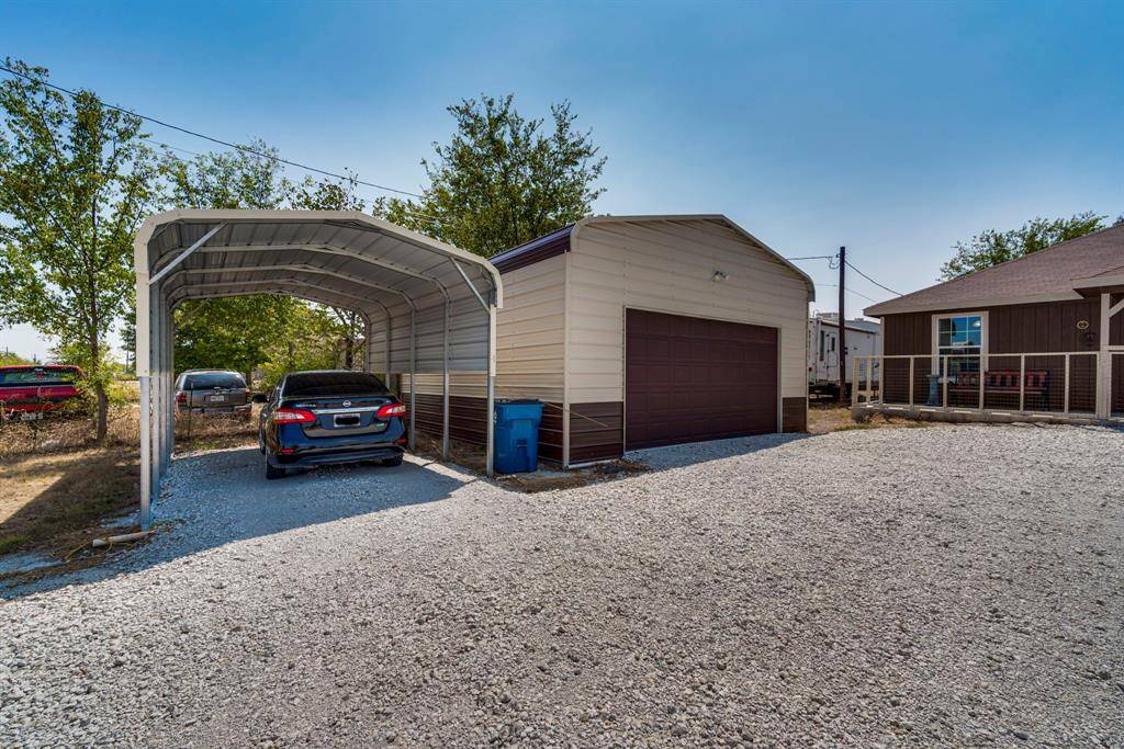 Joshua, TX 76058,5625 Baron Drive