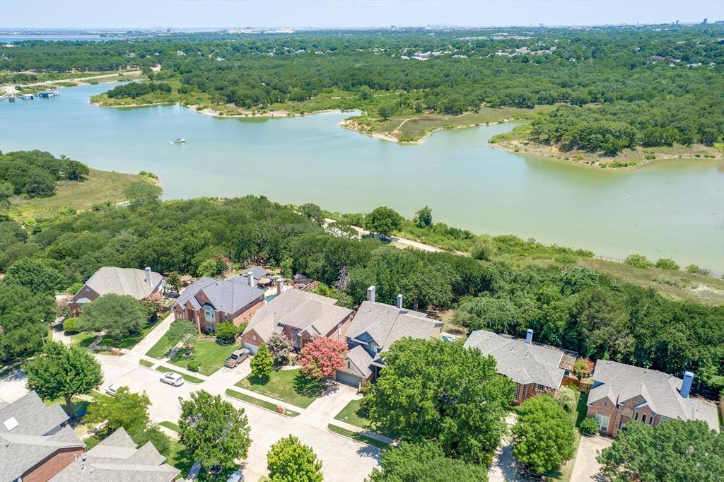 Grapevine, TX 76051,2716 Indian Oak Drive