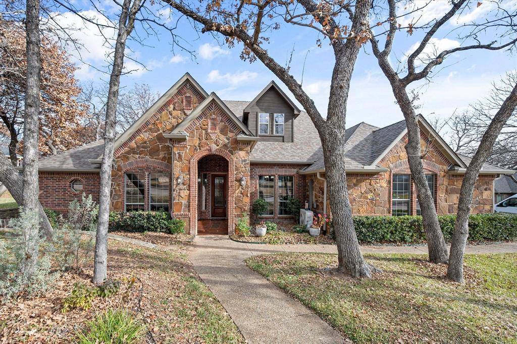 Burleson, TX 76028,904 Kings Court