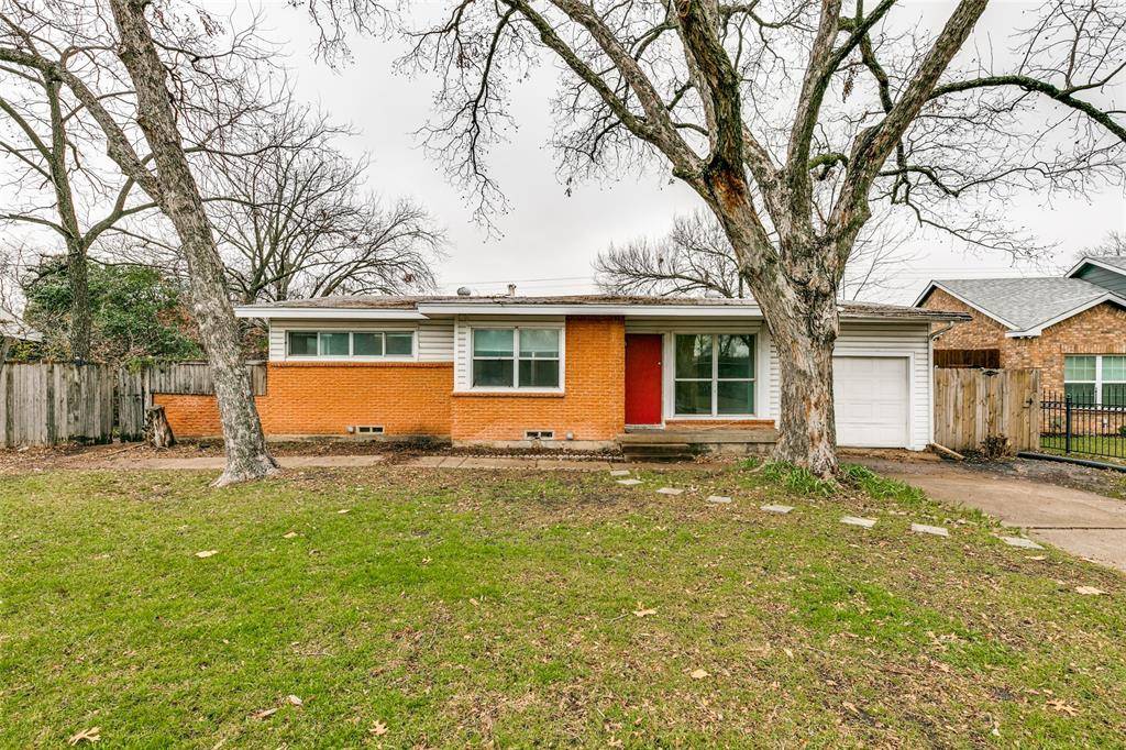 Dallas, TX 75228,2414 Maverick Avenue