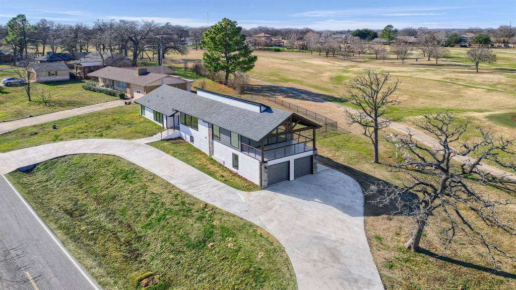 Lake Kiowa, TX 76240,1124 Kiowa Drive W