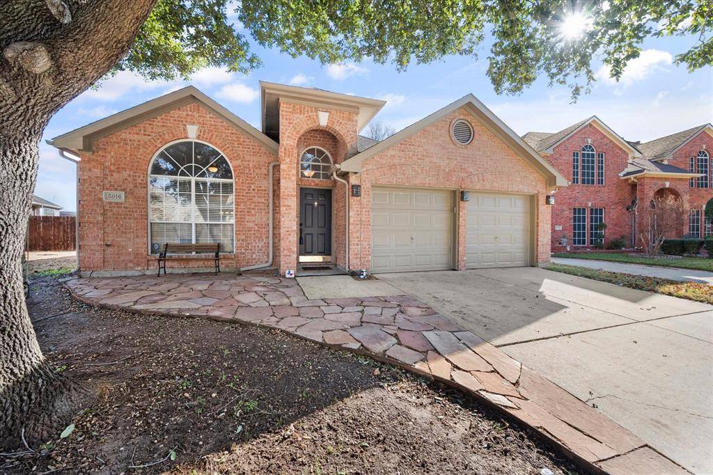 Grand Prairie, TX 75052,5016 White Oak Drive