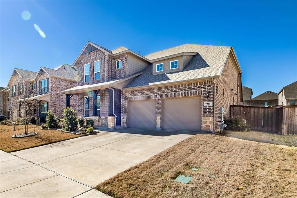 Arlington, TX 76001,7210 Fallen Crest Lane