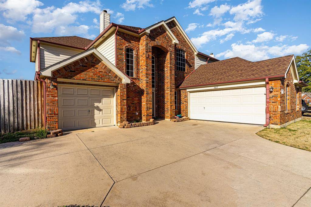 The Colony, TX 75056,3817 Overlook Court