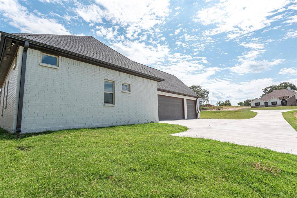 Springtown, TX 76082,10013 Valley Oak Court