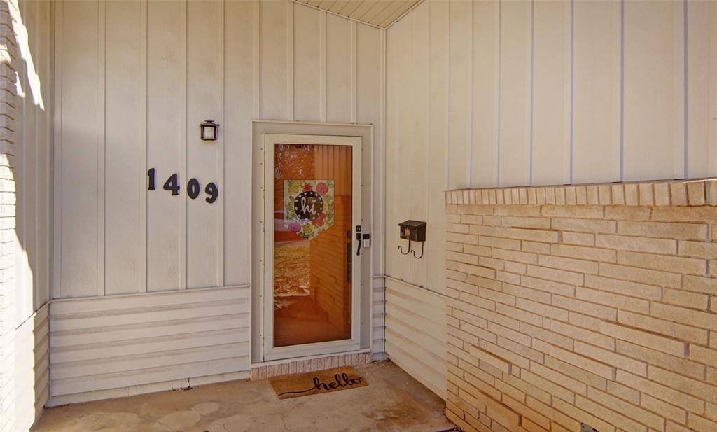 Graham, TX 76450,1409 N Rolling Hills Drive