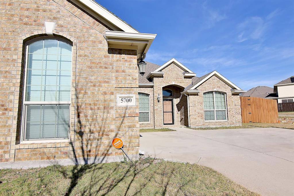 Fort Worth, TX 76179,5700 Coleto Creek Circle