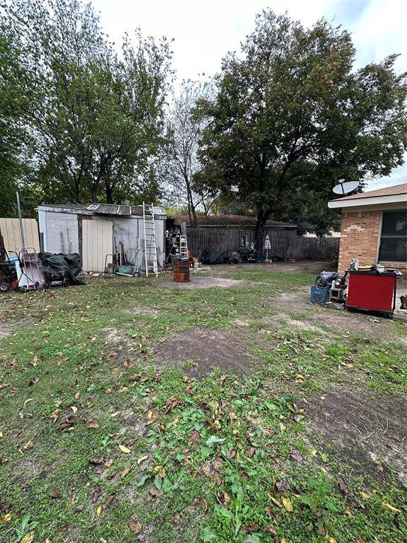 Dallas, TX 75217,1827 Riverway Place