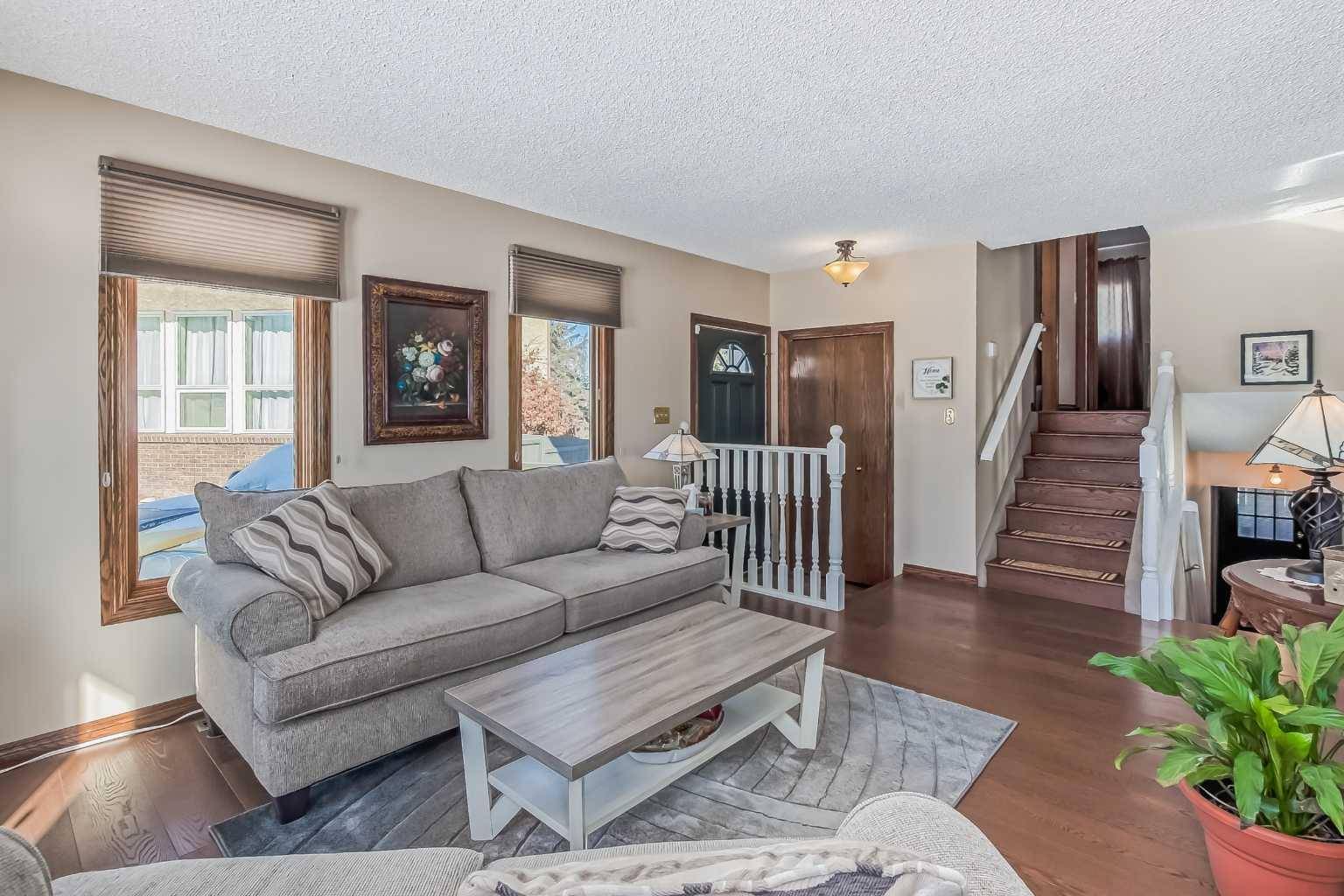 Red Deer, AB T4P 2M2,8 Goard Close