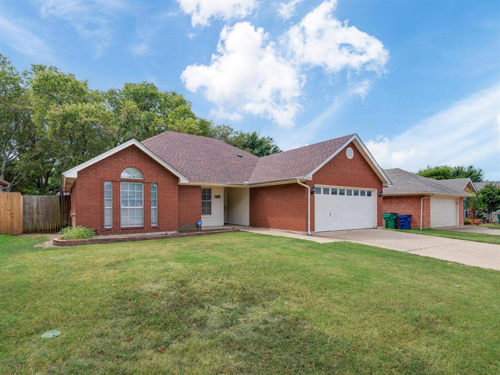 Watauga, TX 76148,5916 Hilltop Drive